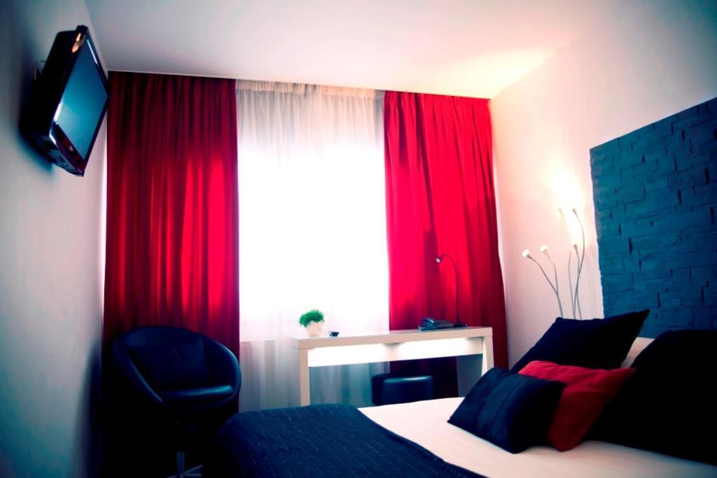 Dm Hotel Forbach Room photo